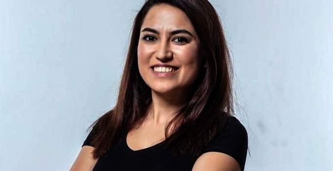 Cemile Canyurt kimdir kaç yaşındadır ve aslen nerelidir?