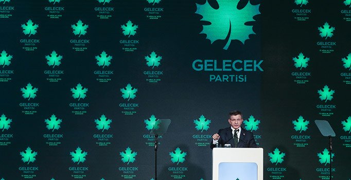 Davutoğlu'ndan AK Parti'ye sert eleştiri: İktidarda kalmaktan başka derdi olmayanlar