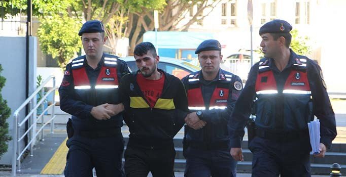 16 yaşındaki Rümeysa'yı başından vurdu, kendini böyle savundu: Bir anlık öfke ile oldu