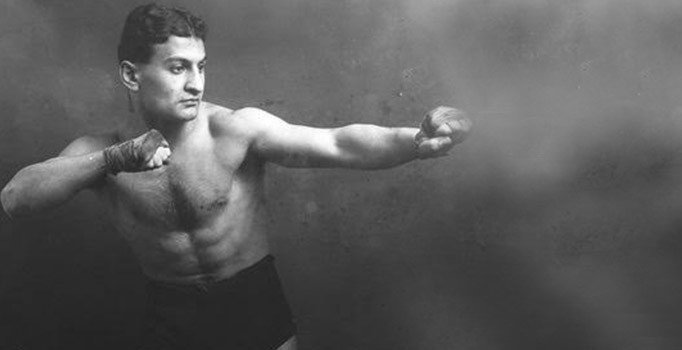 Avrupa'yı sallayan ilk Galatasaraylı Sabri Mahir Bey'in bilinmeyen hikayesi