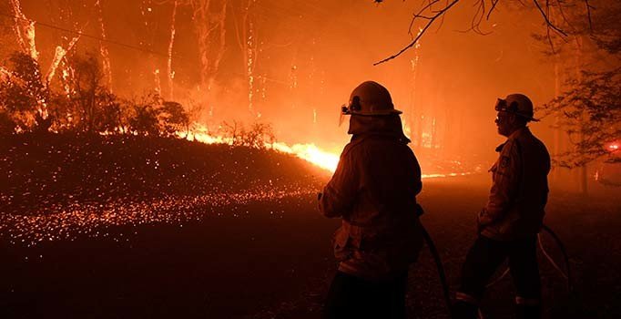 Yeni Güney Galler'de ağır yangın bilançosu: 740 ev kül oldu