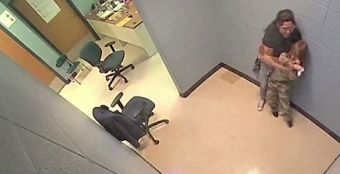 ABD'de okulda çocuklara hücre cezası