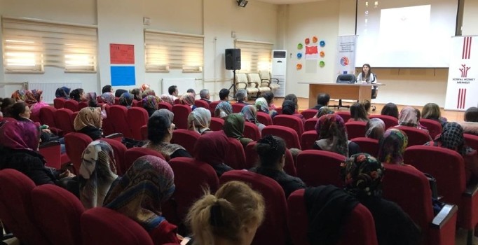 ‘Dünya insan hakları günü ve kadın hakları günü" konulu seminer