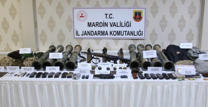 Mardin'deki PKK operasyonunda çok sayıda cephanelik ele geçirildi