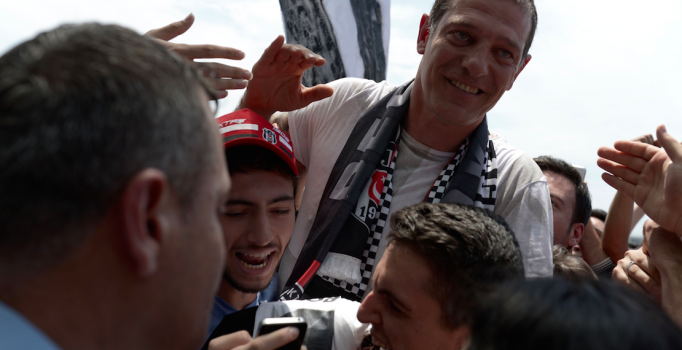 Slaven Bilic'e coşkulu uğurlama