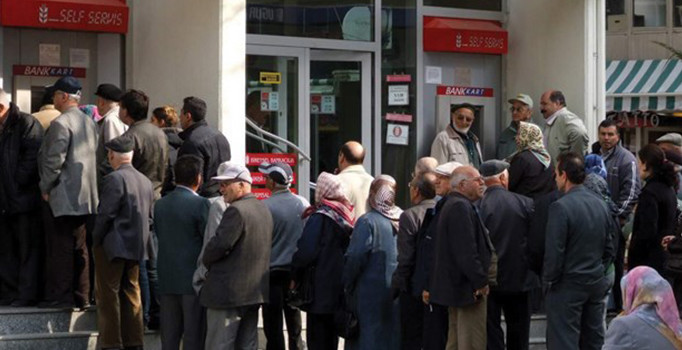 Emeklilerin Ocak zamları belli oldu: En düşük kamu emeklisi maaşı bin 752 lira