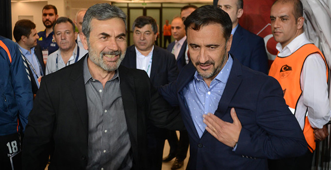 Aykut Kocaman ilk transferini Fenerbahçe'den yaptı