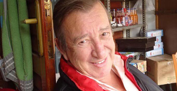 'Uçurtmayı Vurmasınlar' filminin yönetmeni Tunç Başaran vefat etti