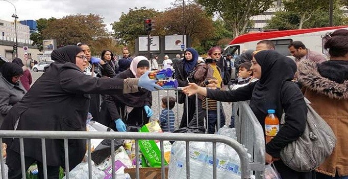 Paris'te sığınmacıların kaldığı park boşaltıldı