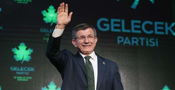 Davutoğlu: Biz ayrılmadık, Erdoğan ayırdı! Dolandırıcılık suçlamasında 'vefa' nerede?