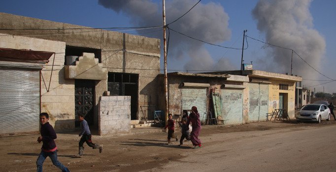 Esad rejimi İdlib'te iki köyü ele geçirdi