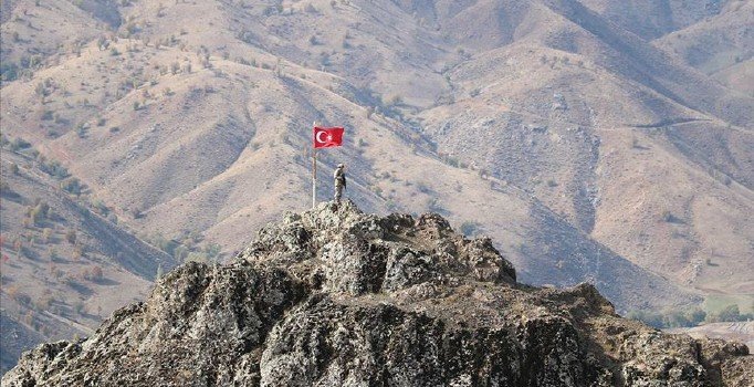 Şırnak'ta Kıran-9, Hakkari'de Kıran-10 operasyonu başladı