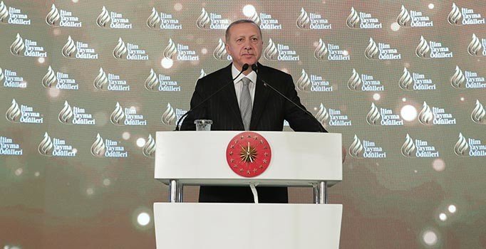 Erdoğan: 80 bin İdlibli kardeşimiz sınırımıza doğru göçe başladı