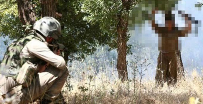 PKK'lı 4 terörist güvenlik güçlerine teslim oldu 