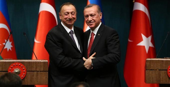 Aliyev'den Erdoğan'a çığ mesajı: Acınız acımızdır, kardeşimiz Türkiye