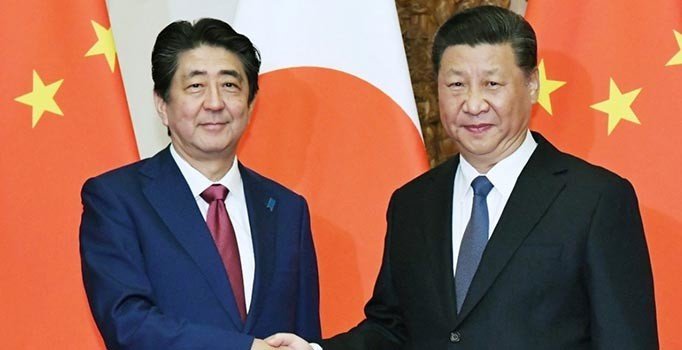 Japonya Başbakanı Abe, Çin lideri Cinping ile Doğu Türkistan'ı konuştu