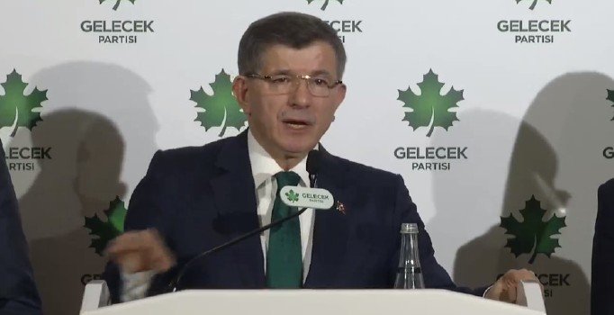 Son dakika! Davutoğlu, Gelecek Parti'nin yönetimini açıkladı