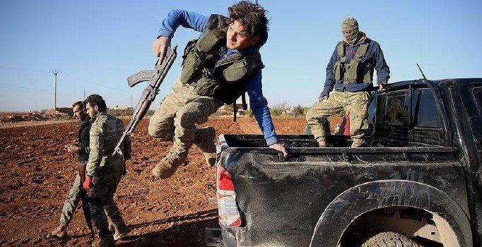 Arap basınında çarpıcı iddia: ÖSO birlikleri Libya'ya