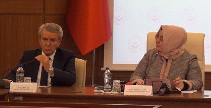 Nazmi Irgat kimdir? Türk-İş Genel Eğitim Sekreteri Irgat asgari ücret toplantısını neden terk etti?