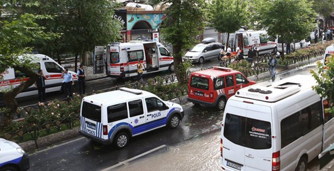 Vezneciler'de, bomba imha ekipleri kontrollü patlama gerçekleştirecek - Son dakika