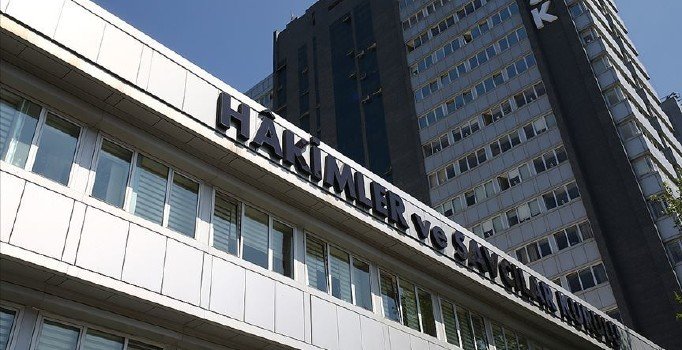 Son dakika! FETÖ ile iltisaklı 18 hakim ve savcı açığa alındı