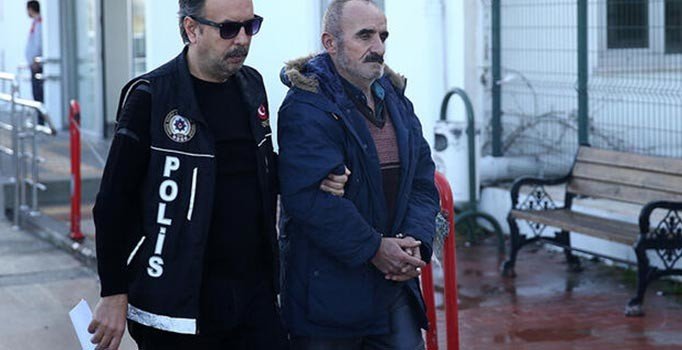 İran'dan Adana'ya midesindeki 775 gram eroinle geldi