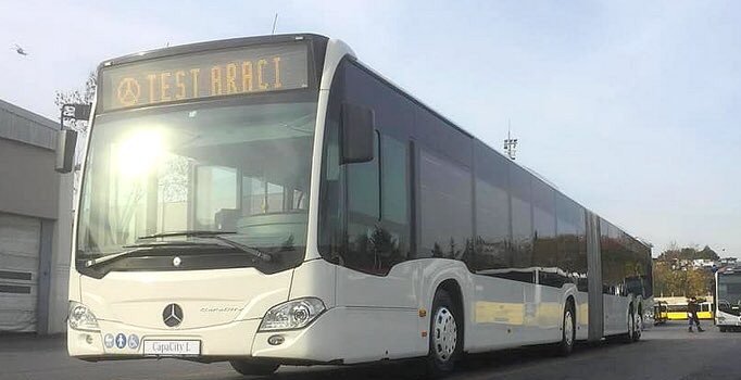 Yeni metrobüslerin testine başlandı