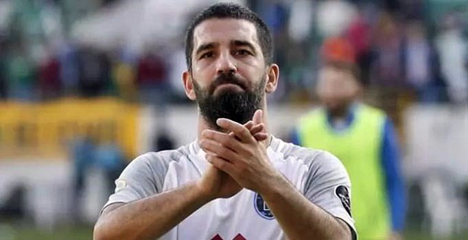 Arda Turan'ın Galatasaray'daki forma numarasının belli olduğu iddia edildi
