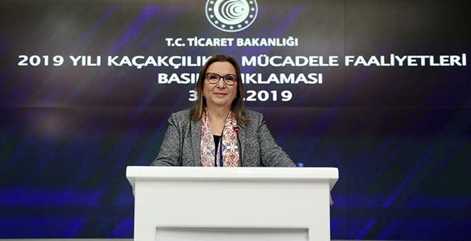 Bakan Pekcan'dan 'kaçakçılıkla mücadele' açıklaması