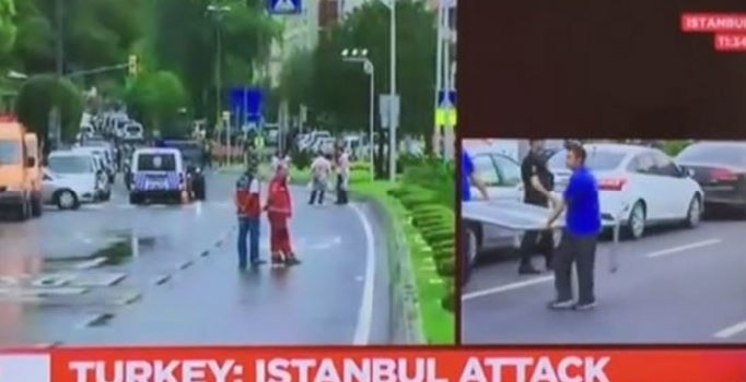 Euronews'de spikerin sözleri sosyal medyayı salladı