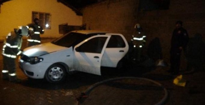 Edremit'te soba külü otomobili yaktı