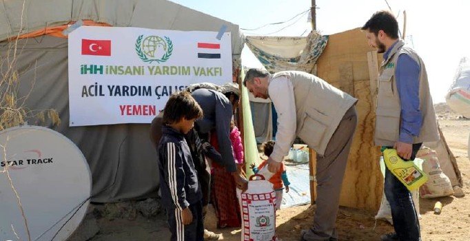 İHH'dan binlerce Yemenliye yardım
