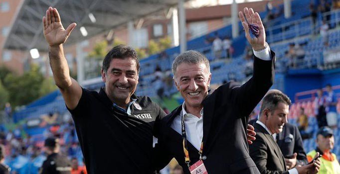 Trabzonspor Başkanı Ağaoğlu yeni hocayı resmen açıkladı