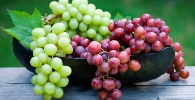 İstanbul'un zam şampiyonu yaş üzüm oldu