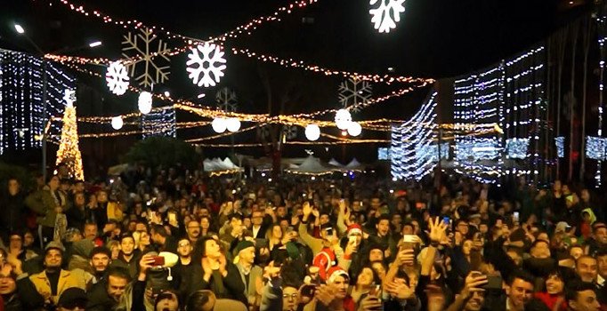 Mezitli Belediye Başkanı, yeni yıla halkla girdi