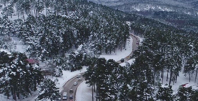 Uludağ yolunda kilometrelerce kuyruk