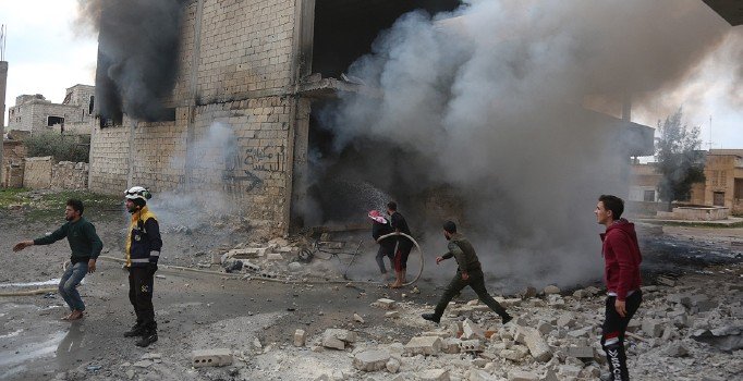 Son dakika! Esad'dan İdlib'de bir katliam daha... En az 10 sivil hayatını kaybetti