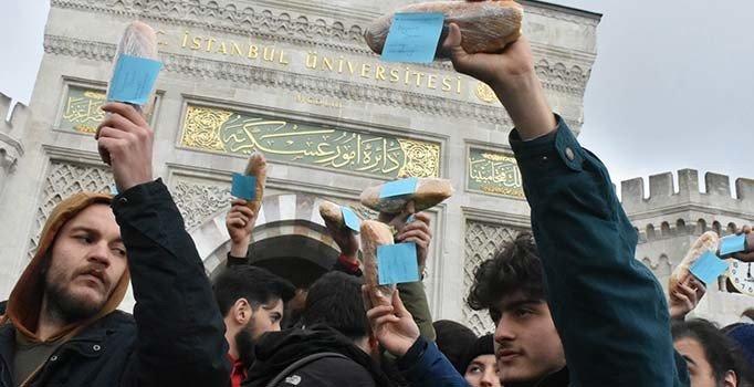 İstanbul Üniversitesi yemekhane düzenlemesinden vazgeçti