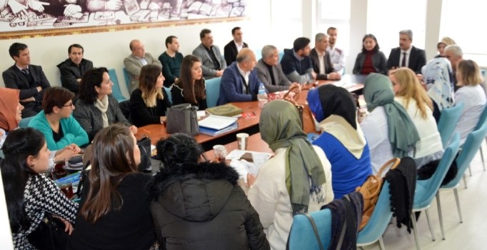 Uluslararası başarı elde eden öğrencilere ödül