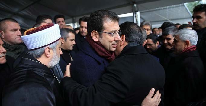 Tevfik Göksu'nun annesi dualarla uğurlandı