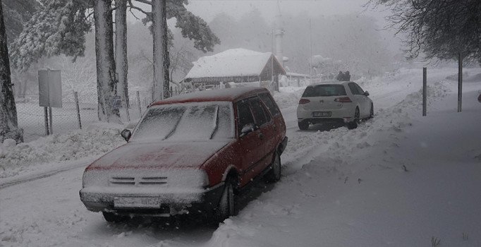 Çanakkale'nin 3 ilçesinde okullara kar tatili