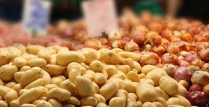 Tarım Bakanlığı: Tüketiciyi korumak için patates ve soğanın ihracatı izne bağlandı