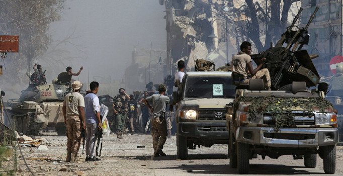 Son dakika! Hafter güçleri Kaddafi'nin memleketi Sirte'yi ele geçirdi