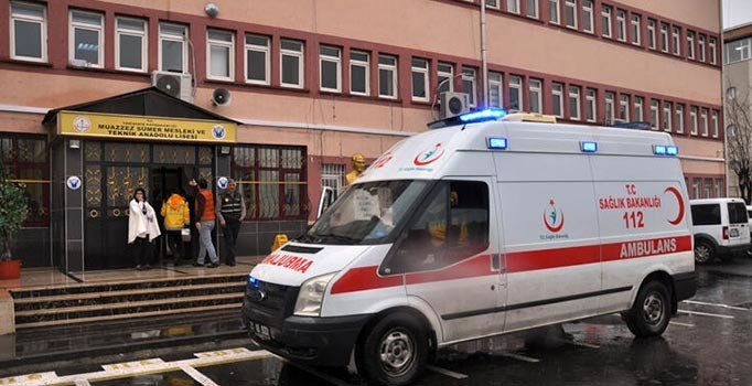 Arkadaşlarıyla tartışan liseli Rojbin 4'üncü kattan atladı