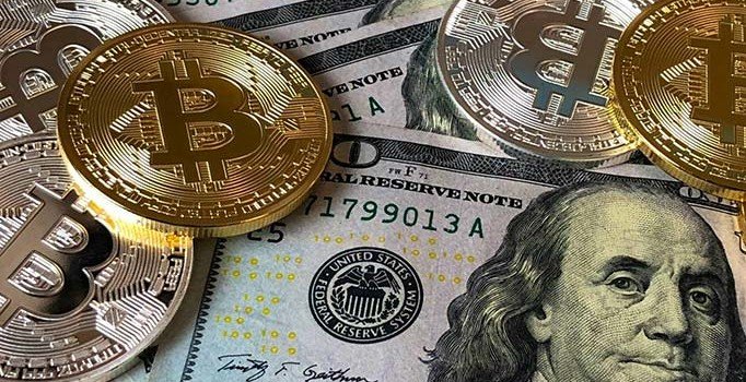Bitcoin 8 bin 388 dolarla yılın en yükseğini gördü