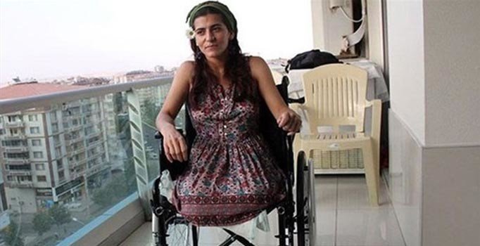 Diyarbakır'da işe gitmediği tespit edilen Lisa Çalan'ın sözleşmesi yenilenmedi