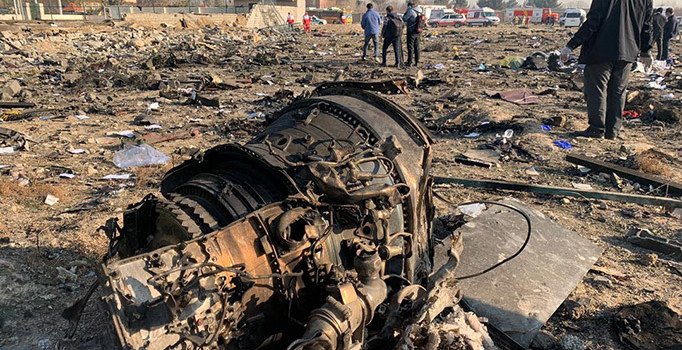 Ukrayna uçağının füze ile düşürüldüğünü gösteren görüntüler yayınlandı