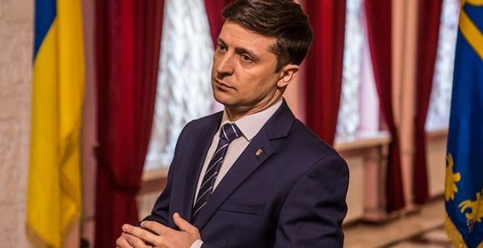 Zelenskiy'den Tahran’da düşen uçakta ölenlerin yakınlarına başsağlığı