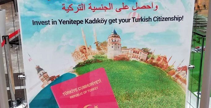 Yabancılara Türk vatandaşlığı vaat eden konut projesi reklamı tartışma konusu oldu