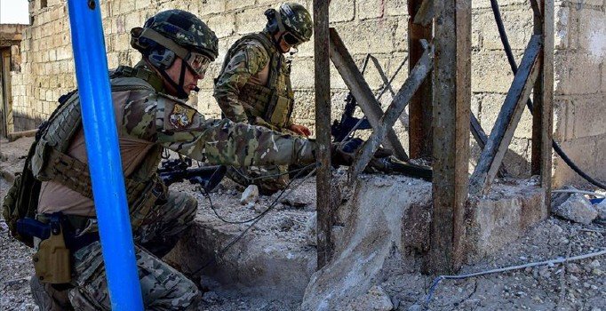 MSB: Barış Pınarı'nda bin 660 EYP imha edildi